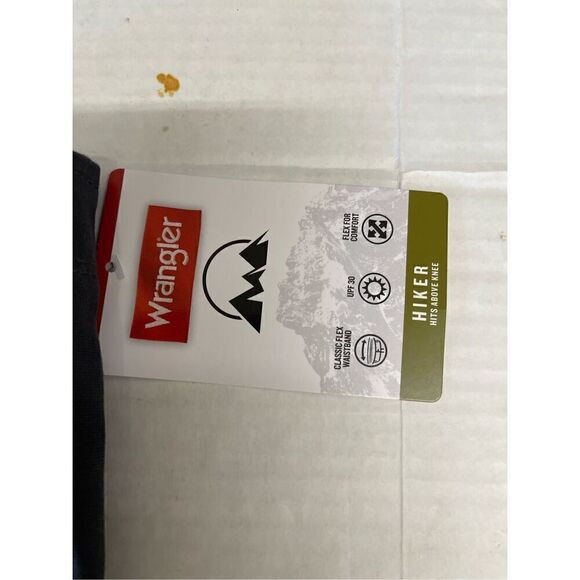 Wrangler Cargo Shorts Hiker‎ Mens Size 46 Hiking Outdoor Utility NWT NEW - Picture 4 of 9